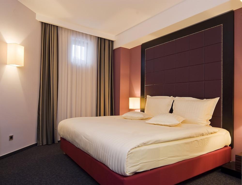 Nobel Design Hotel Beograd Bagian luar foto