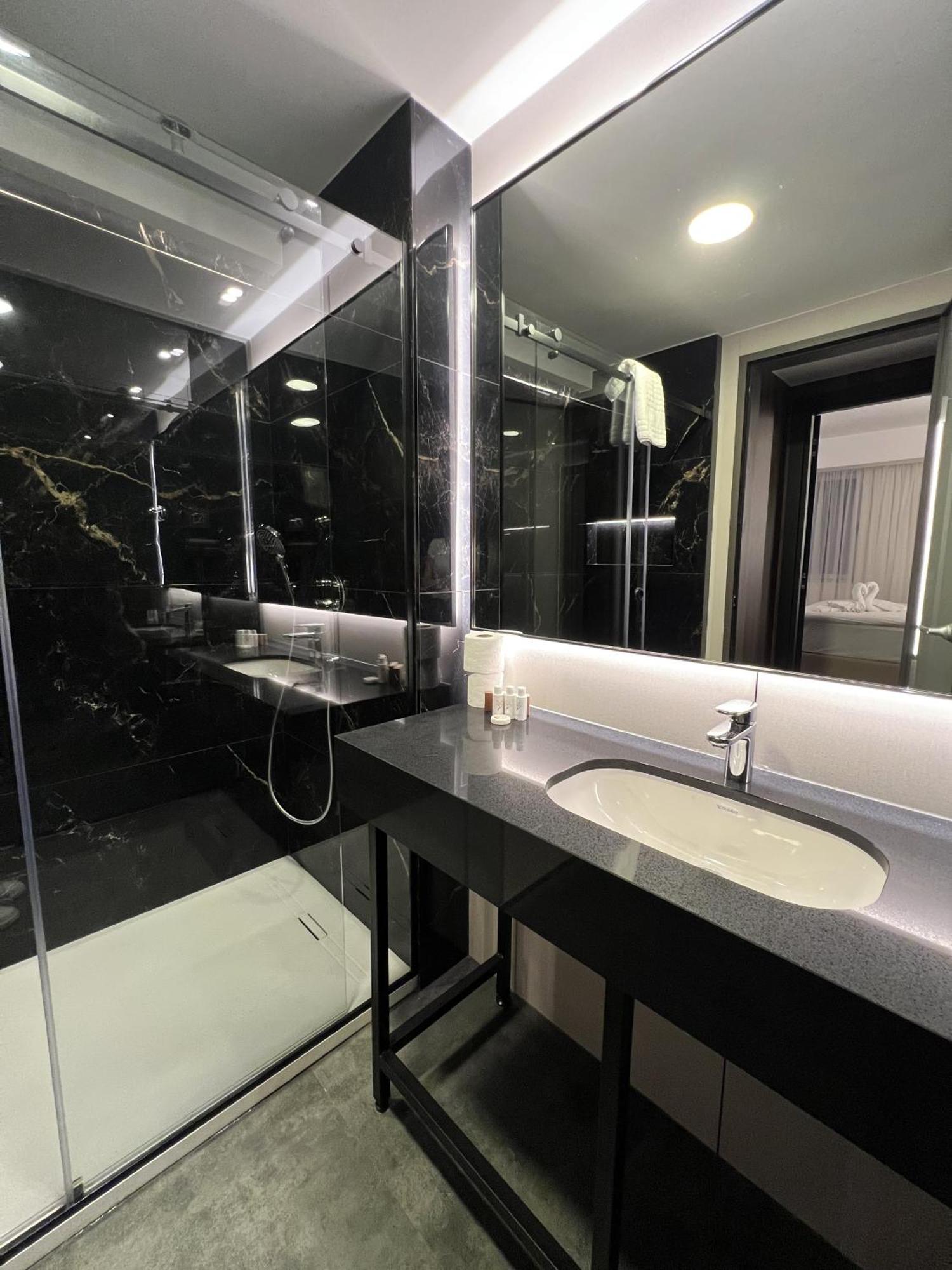 Nobel Design Hotel Beograd Bagian luar foto